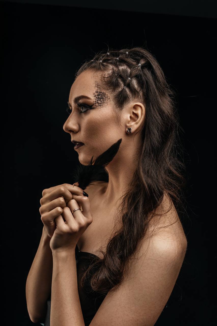 JuliaKM - Serpent Queen